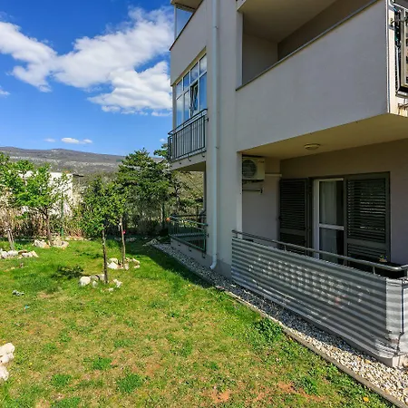 Idyllisches Mit Parkplatz, Wifi, Klima, Waschmaschine Crikvenica