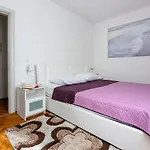 Idyllisches Mit Parkplatz, Wifi, Klima, Waschmaschine * Crikvenica