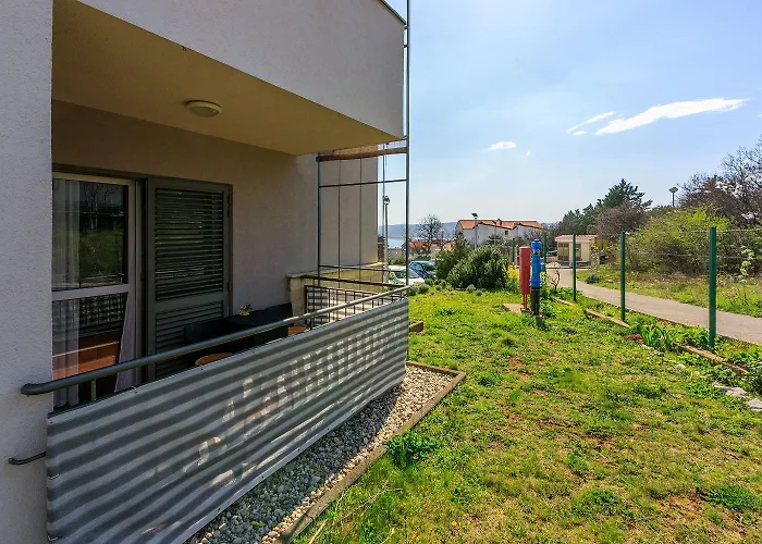 Idyllisches Mit Parkplatz, Wifi, Klima, Waschmaschine * Crikvenica